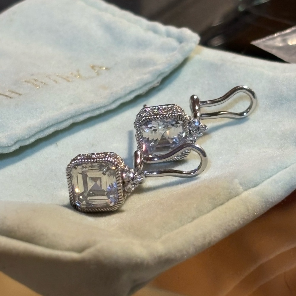 Judith Ripka crystal earrings - Picture 3 of 9